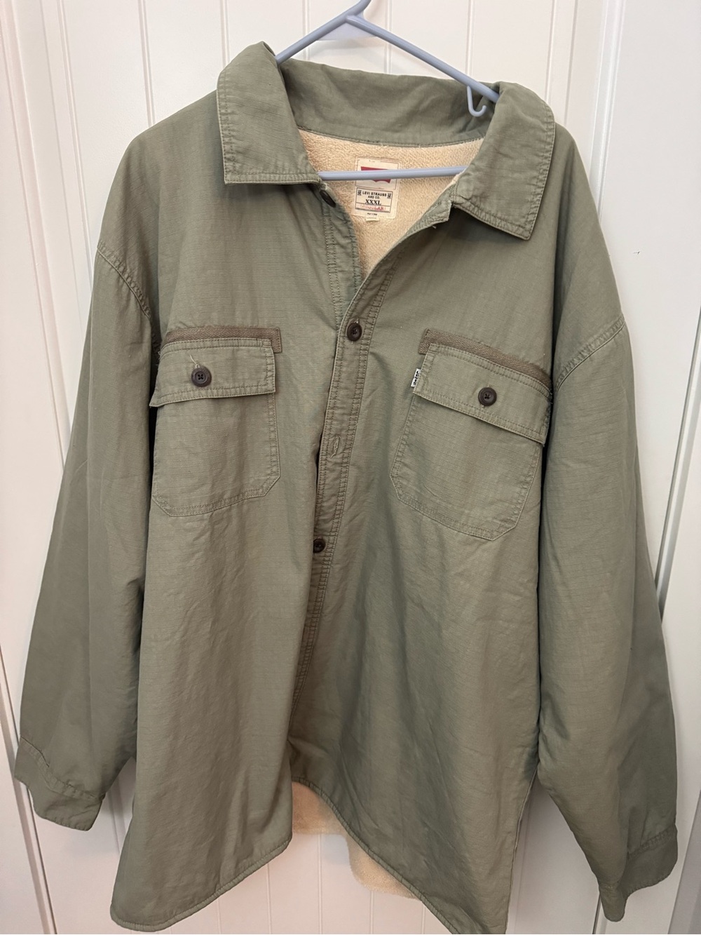Levi’s Men’s XXL Sherpa Lined Olive Green Button-Up Shirt Jacket Shacket